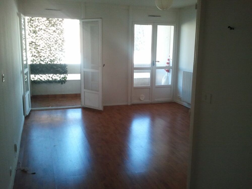 location Appartement - 3 pièce(s) - 61 m² Marseille 8