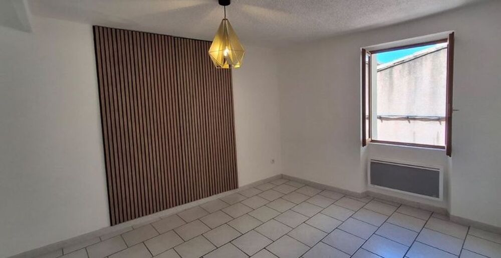 location Appartement - 2 pièce(s) - 35 m² Cuges-les-Pins (13780)