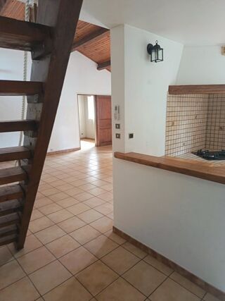  Maison à louer 4 pièces 100 m²