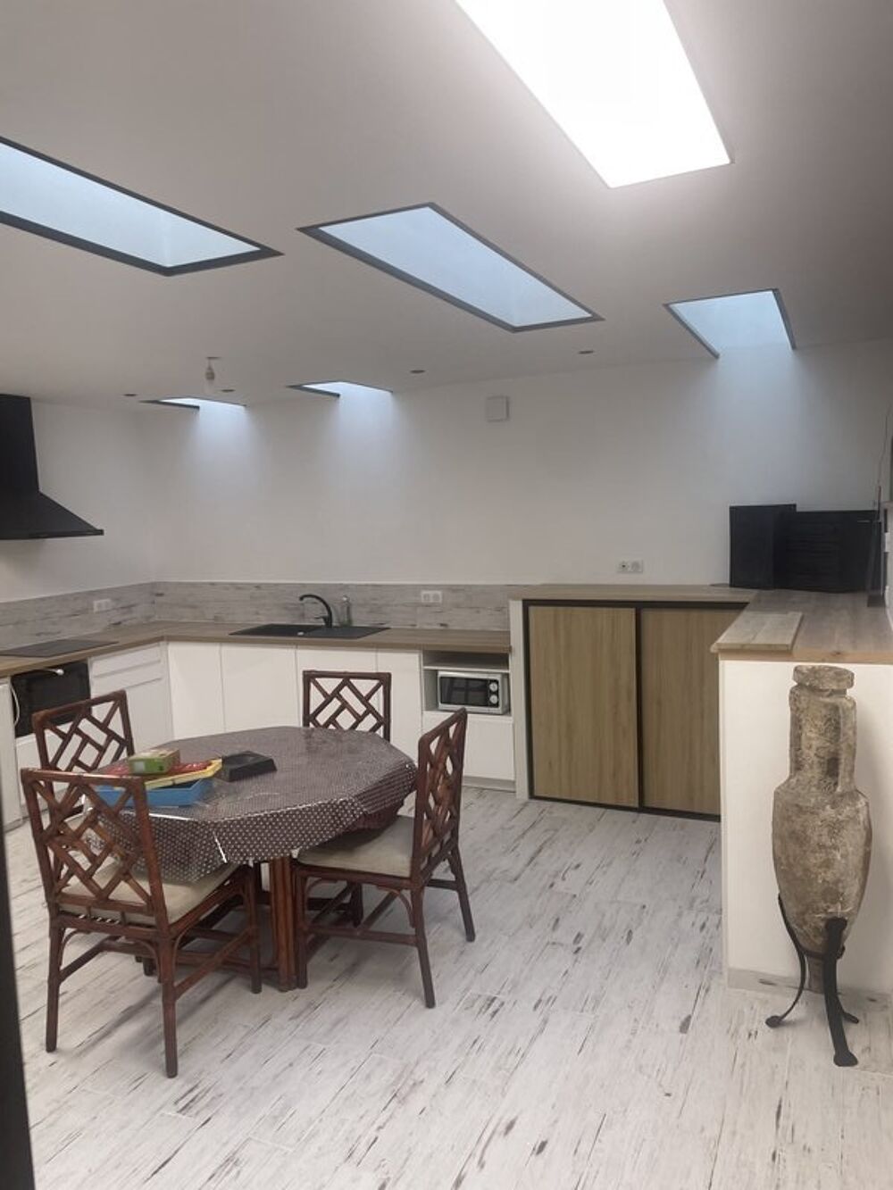 **Découvrez votre futur chez-vous à Cassis** Situ....