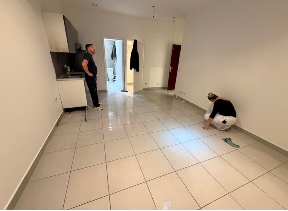 location Appartement - 2 pièce(s) - 45 m² Marseille 3