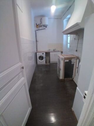  Appartement à louer 4 pièces 83 m²