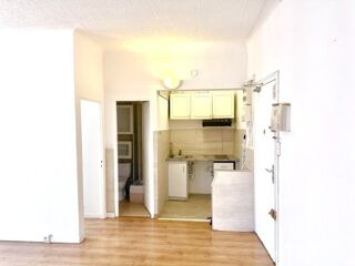  Appartement à louer 2 pièces 43 m²