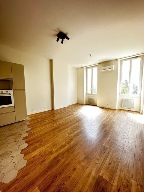  Appartement  louer 4 pices 80 m