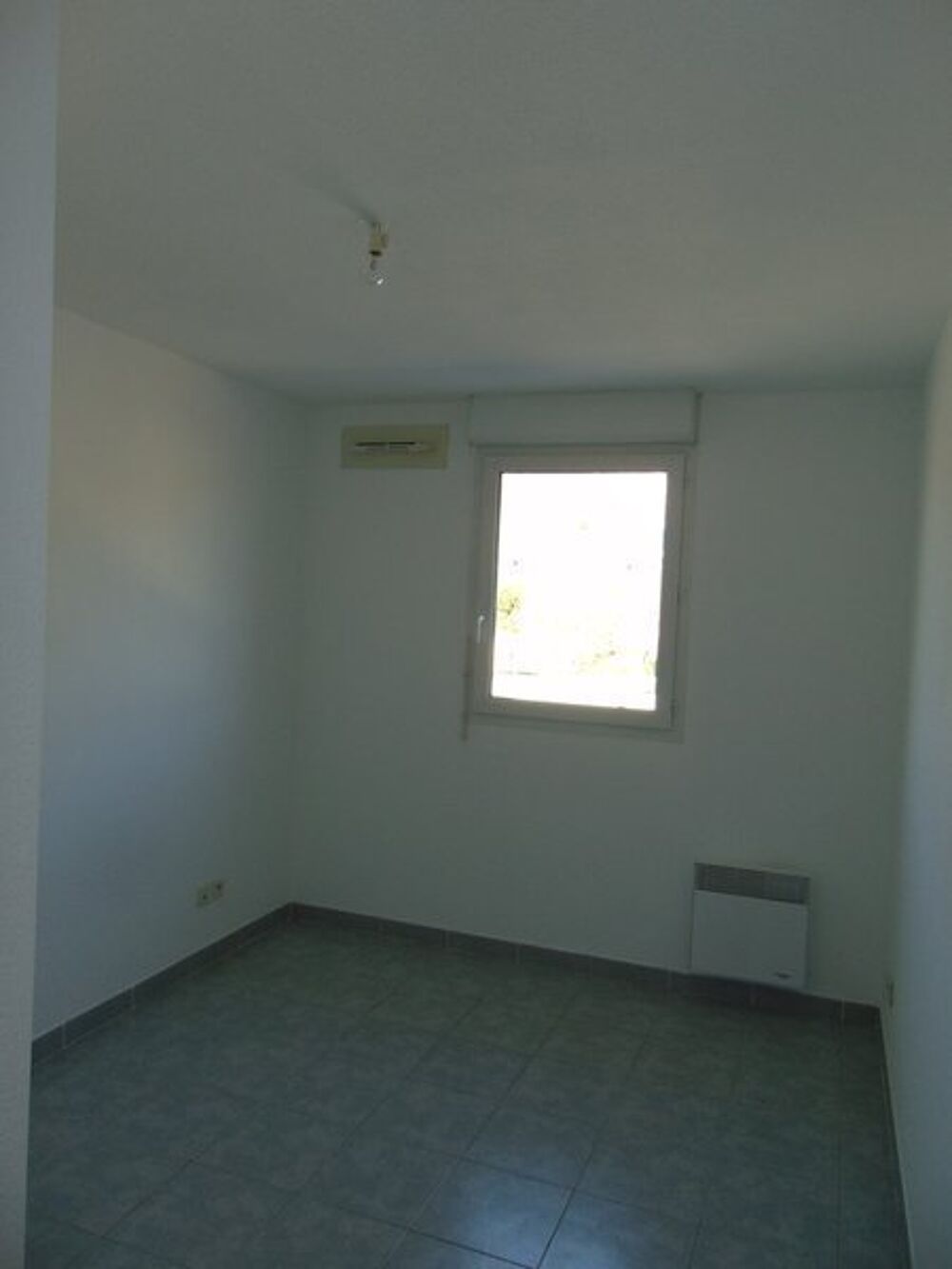location Appartement - 3 pièce(s) - 65 m² Marseille 16