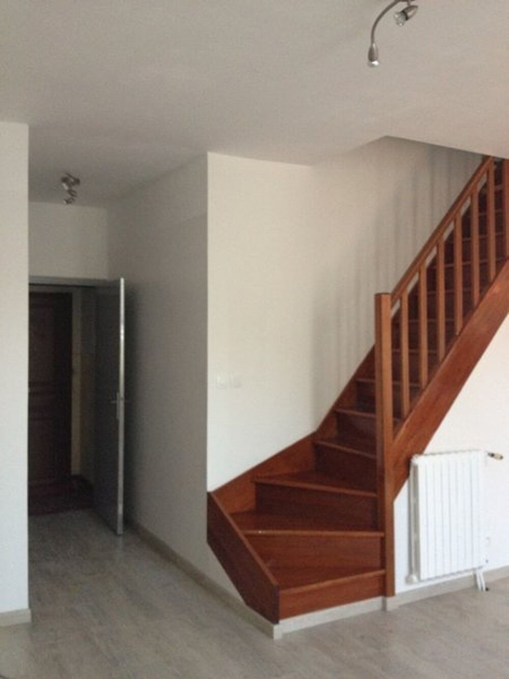 location Appartement - 3 pièce(s) - 60 m² Marseille 11