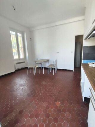  Appartement à louer 3 pièces 51 m²