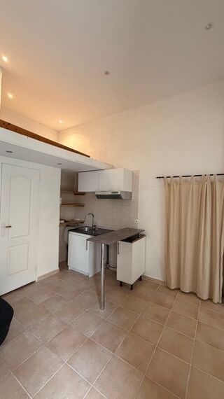  Appartement � louer 2 pi�ces 30 m� Marseille