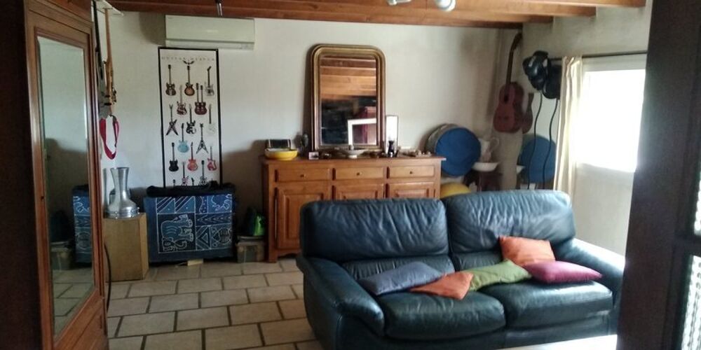 location Maison - 3 pièce(s) - 95 m² Évenos (83330)