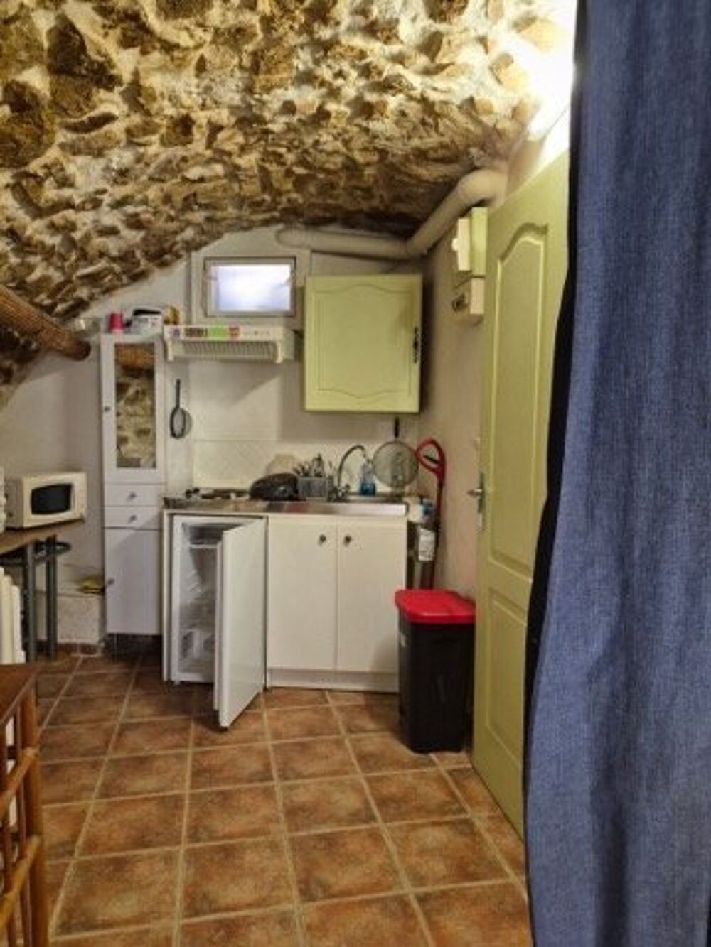 location Appartement - 1 pièce(s) - 30 m² Gardanne (13120)