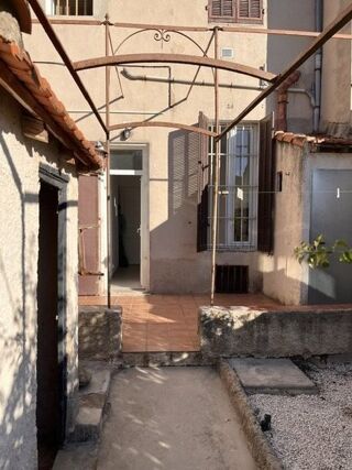  Maison à louer 3 pièces 85 m²