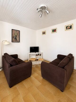  Appartement à louer 3 pièces 65 m²