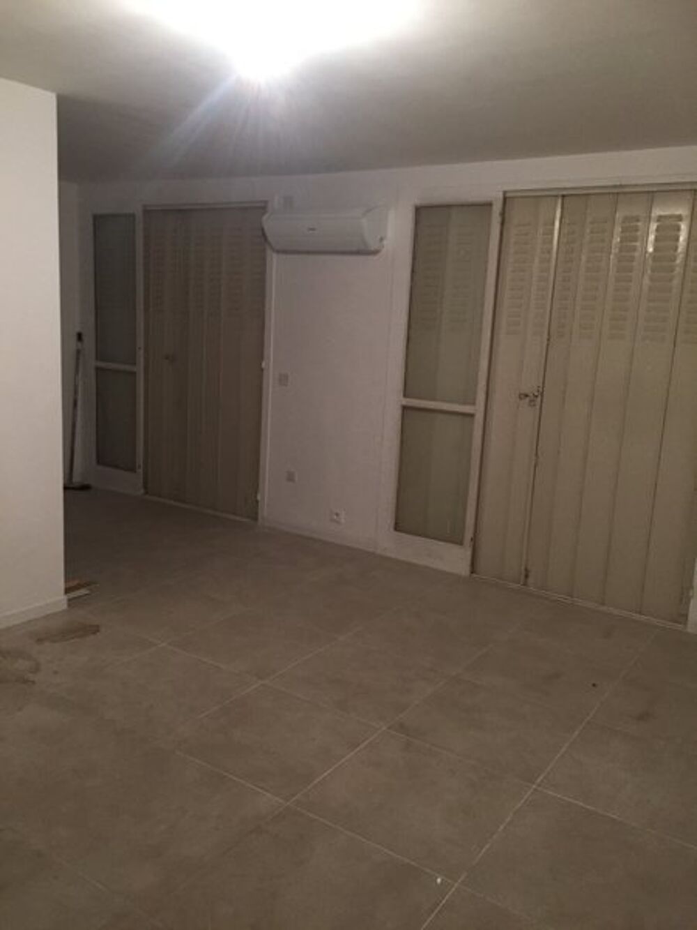 location Appartement - 4 pièce(s) - 75 m² Marseille 8