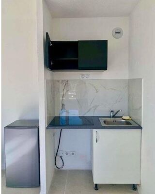 Appartement à louer 1 pièce 23 m²