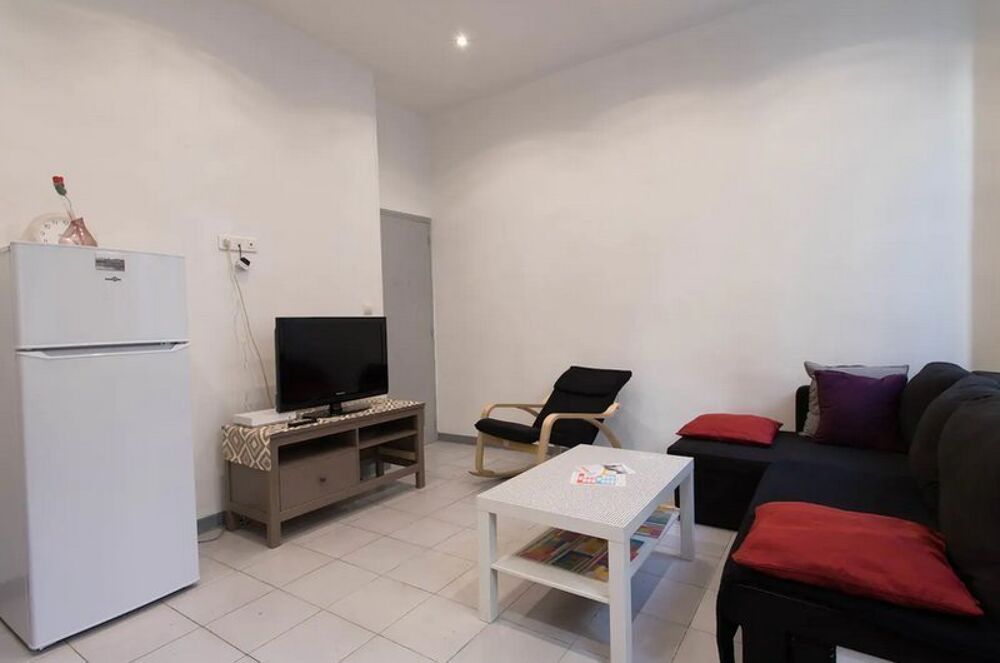T1.2 AVEC MEZZANINE ET VUE SUR NOTRE DAME DE LA GARDE<br....