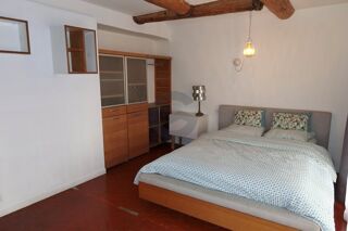  Appartement à louer 3 pièces 96 m²