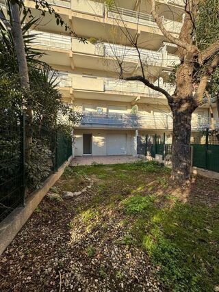  Appartement à louer 2 pièces 36 m²