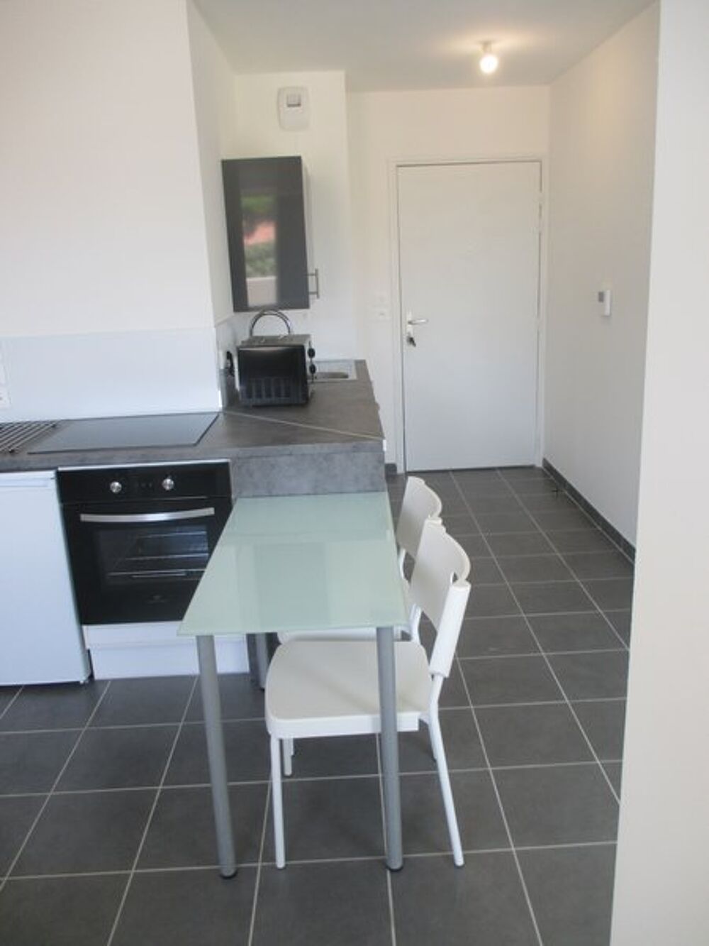 location Appartement - 1 pièce(s) - 30 m² Marseille 9