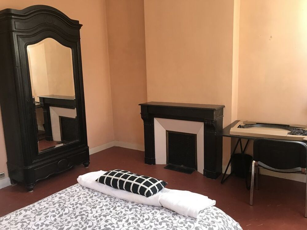 13005 Le Camas MARSEILLE T3. Hall, Sejour, Cuisine a....