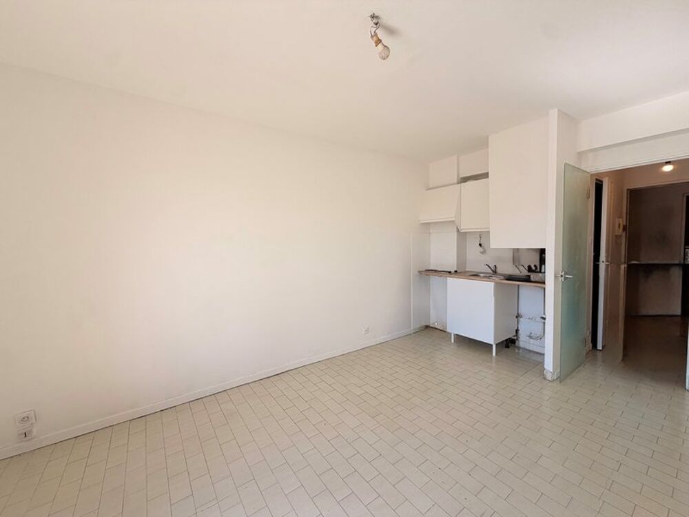 location Appartement - 1 pièce(s) - 30 m² Marseille 3