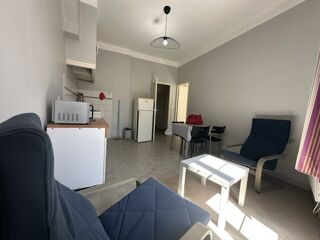  Appartement à louer 3 pièces 55 m²