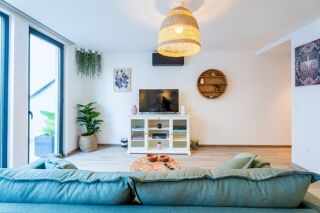  Appartement à louer 3 pièces 80 m²