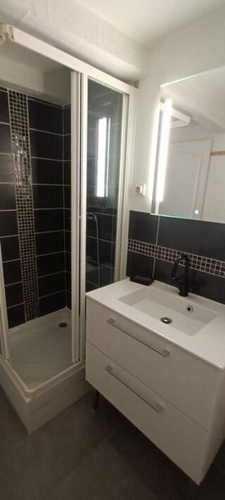 location Appartement - 2 pièce(s) - 37 m² Marseille 1