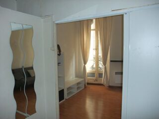  Appartement à louer 1 pièce 33 m²