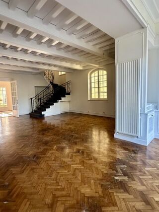  Maison  louer 7 pices 250 m