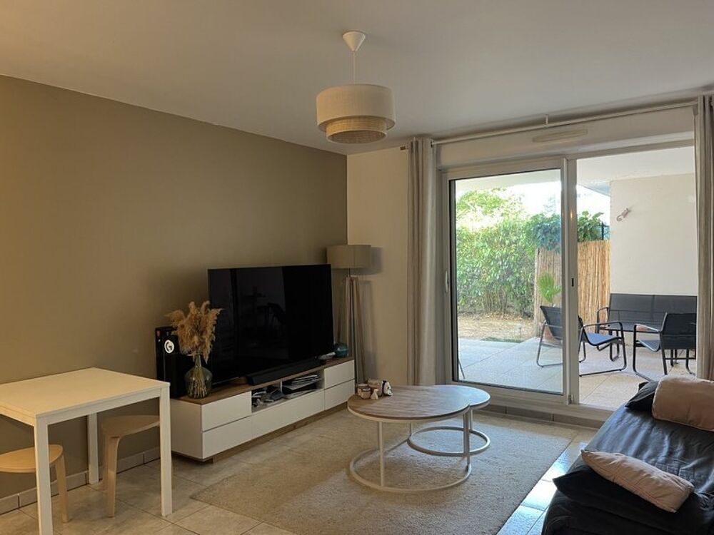 location Appartement - 2 pièce(s) - 41 m² Marseille 9