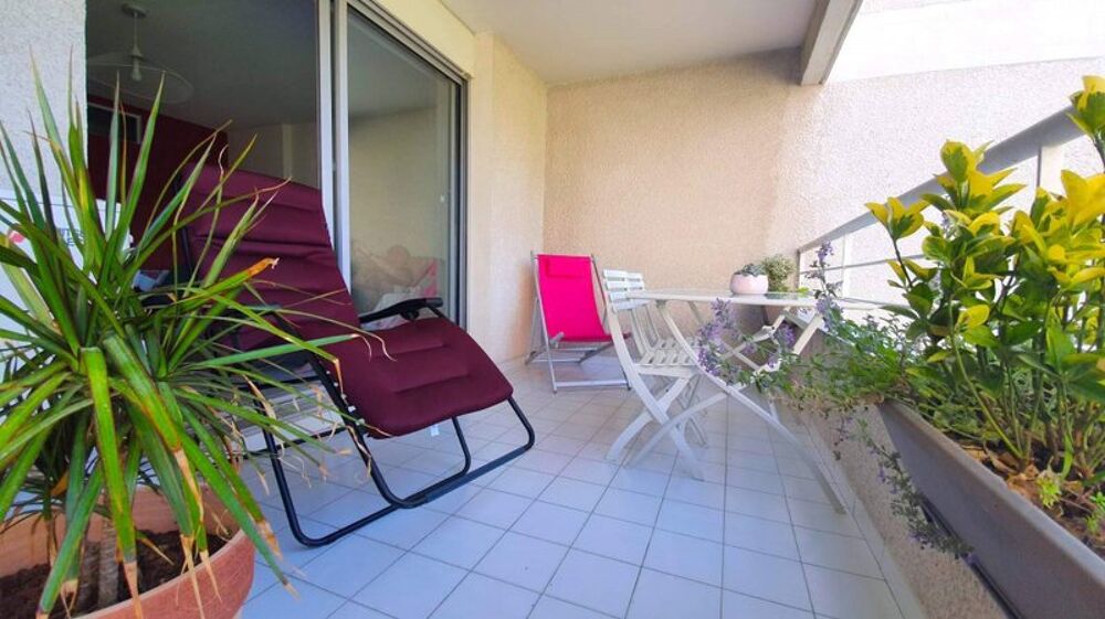 13600 LA CIOTAT T2 35m2 habitable, Sejour ,Cuisine ouve....