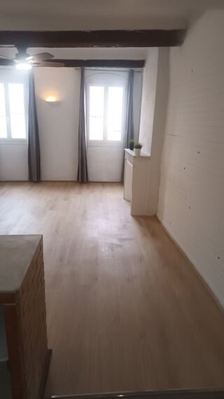 location Appartement - 2 pièce(s) - 45 m² Marseille 7