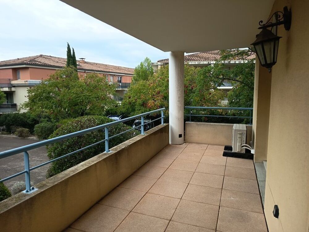 location Appartement - 2 pièce(s) - 50 m² Les Milles (13290)
