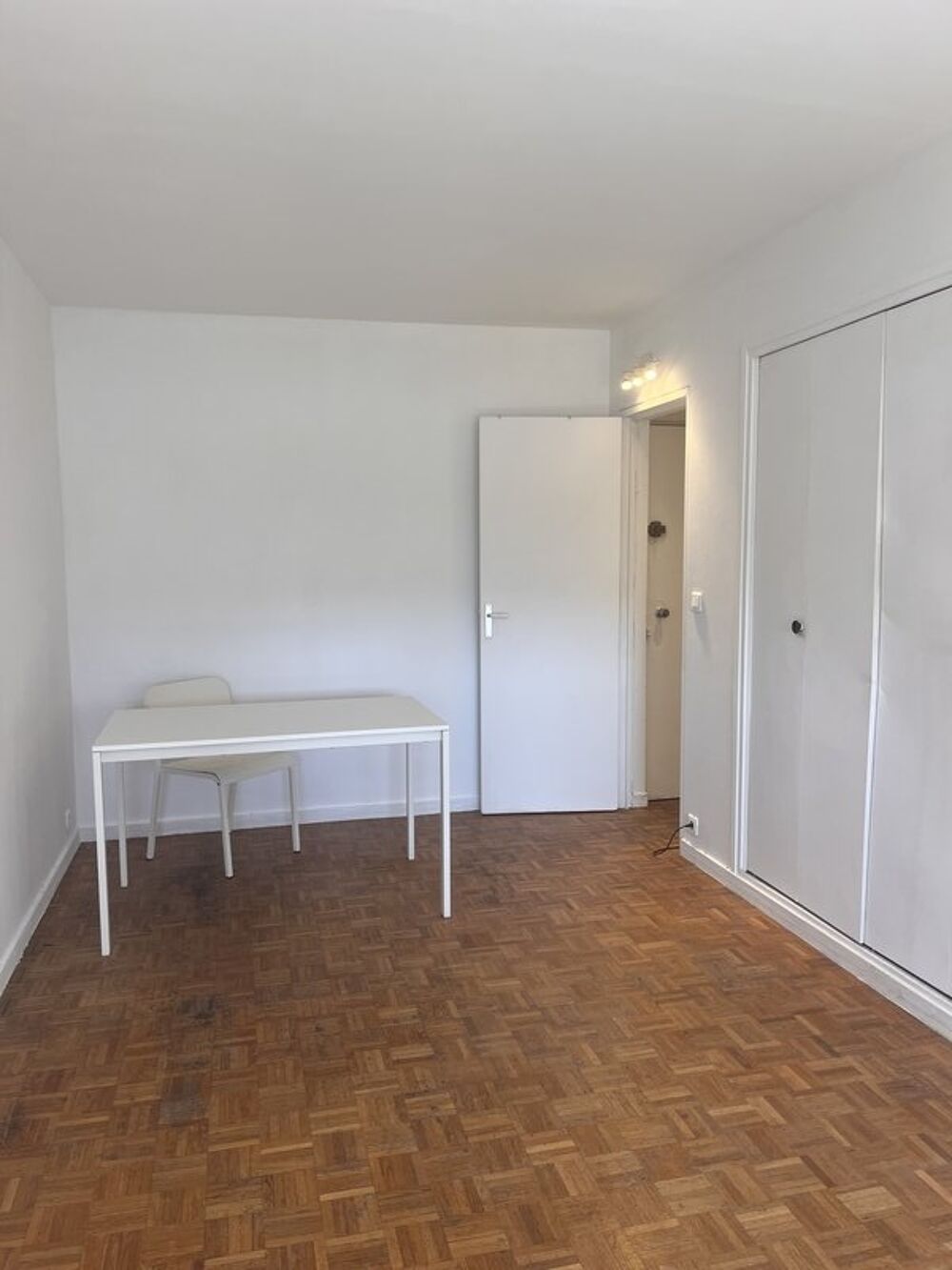 location Appartement - 1 pièce(s) - 23 m² Marseille 6