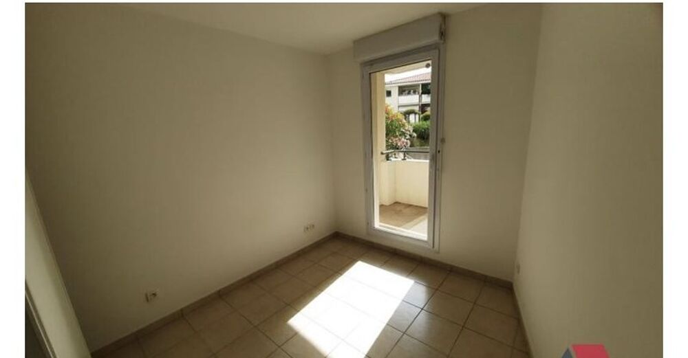 location Appartement - 3 pièce(s) - 64 m² Marseille 8