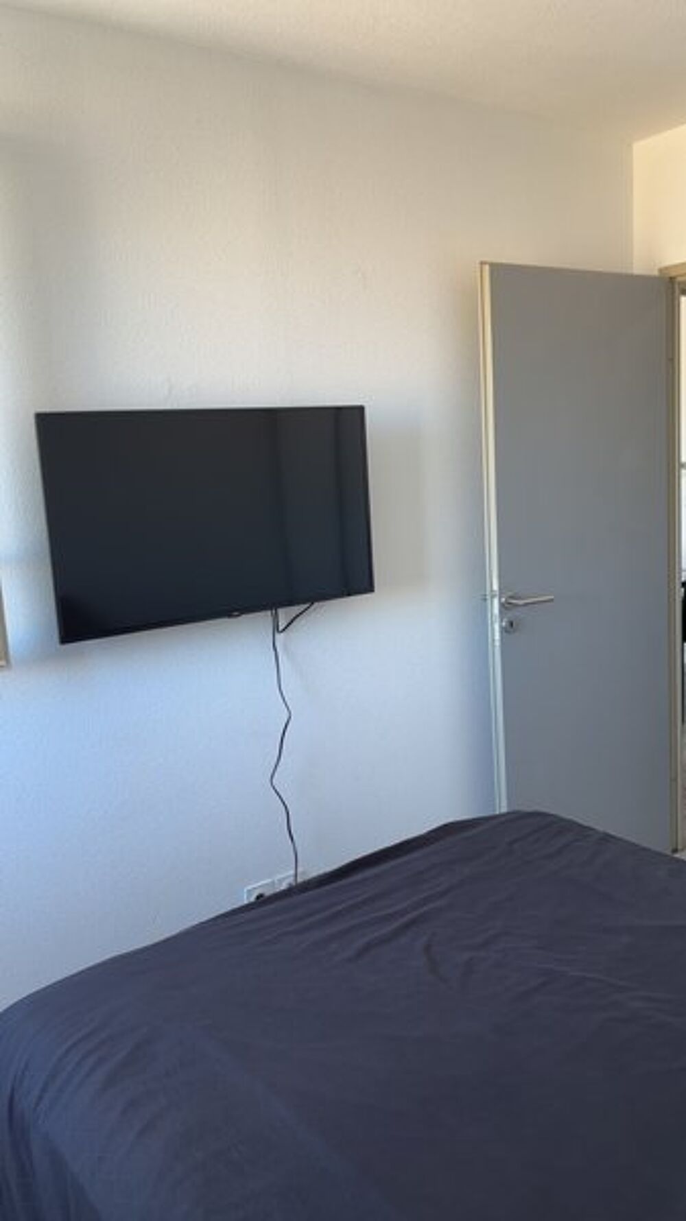 location Appartement - 2 pièce(s) - 35 m² Marseille 15