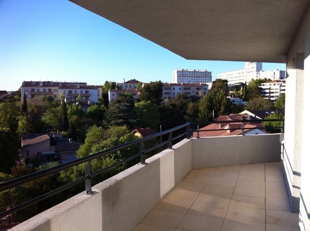 location Appartement - 3 pièce(s) - 62 m² Marseille 4