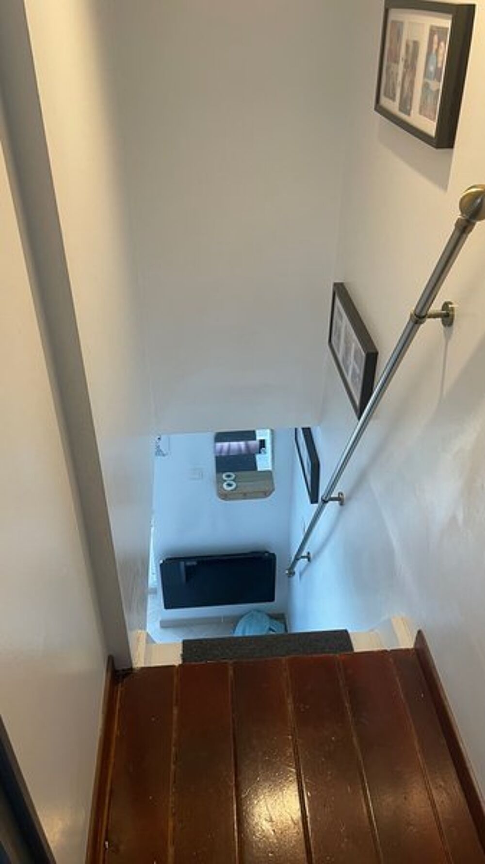 Appartement T2.3 meublé en duplex, 10è ardt en 1er étage....