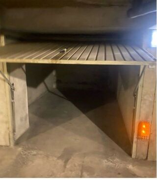  Parking / Garage � louer 1 pi�ce 13 m�