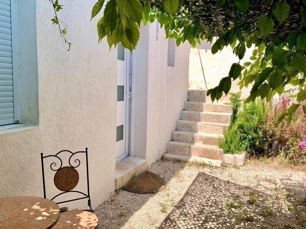 STUDIO MEUBLÉ DANS UNE VILLA - MARSEILLE 15ÈME (SAINT-AN....