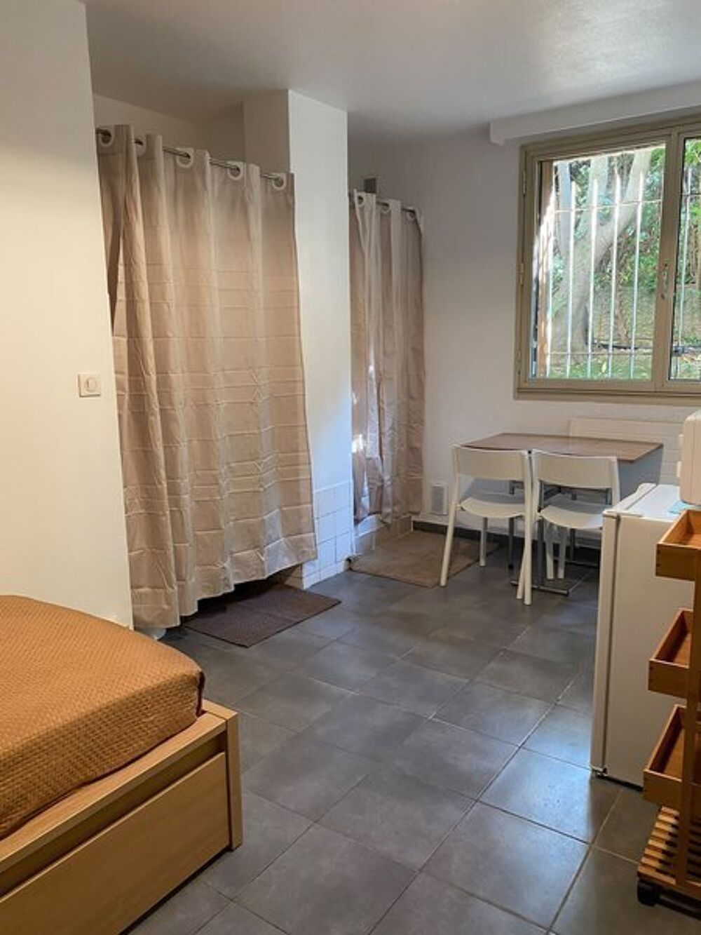 location Appartement - 1 pièce(s) - 23 m² Marseille 8