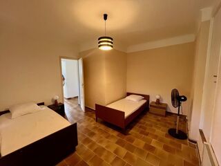  Maison à louer 5 pièces 150 m²