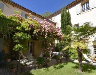  Maison à louer 6 pièces 450 m²