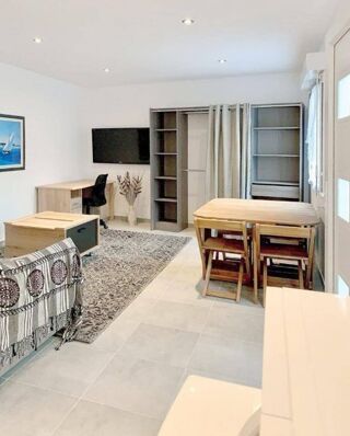  Appartement à louer 1 pièce 22 m²