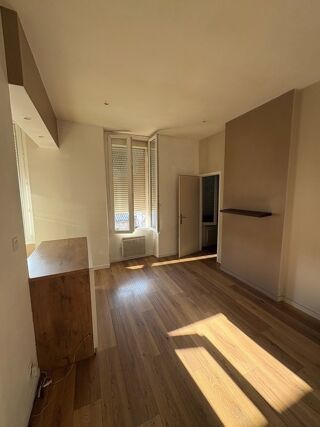  Appartement à louer 2 pièces 40 m²