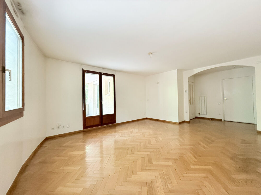 Grand T3 avec balcons et garage Villeurbanne Charpennes