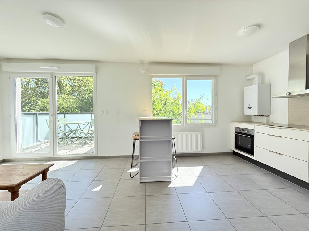 Location Appartement La Doua - T2 meublé 44 m2 avec terrasse et garage Villeurbanne