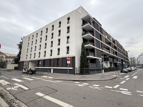  Parking / Garage  louer 14 m