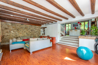  Maison � vendre 7 pi�ces 245 m�