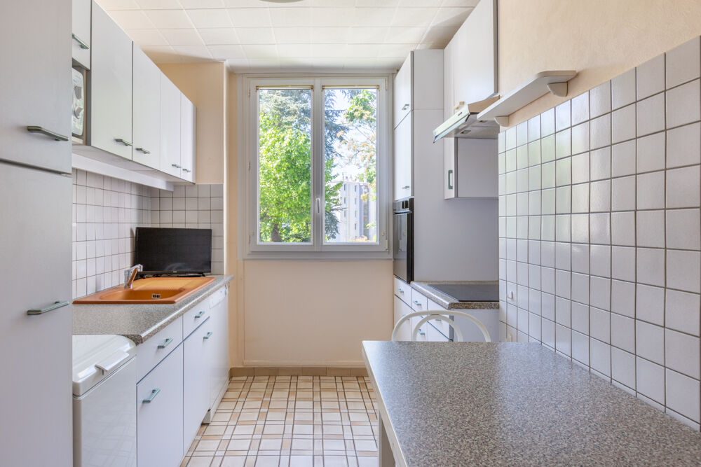 Appartement T4 sans vis-à-vis avec balcon et garage Résidence arborée